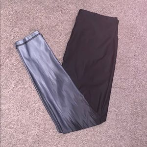 Black workout leggings